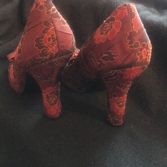 Sponky and Classy - Picture 4 of 6